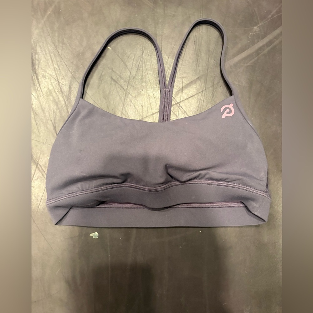 Peloton Women's Strappy Sports Bra: wonder train strappy racer bra